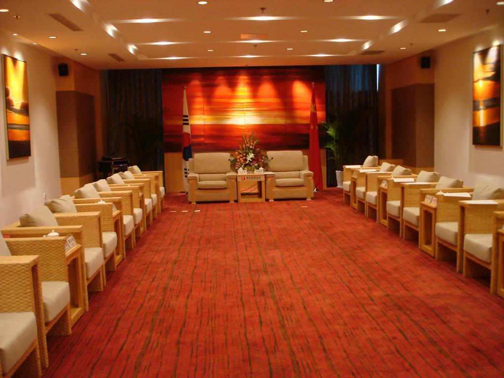 Weihai Haiyue Jianguo Hotel Экстерьер фото