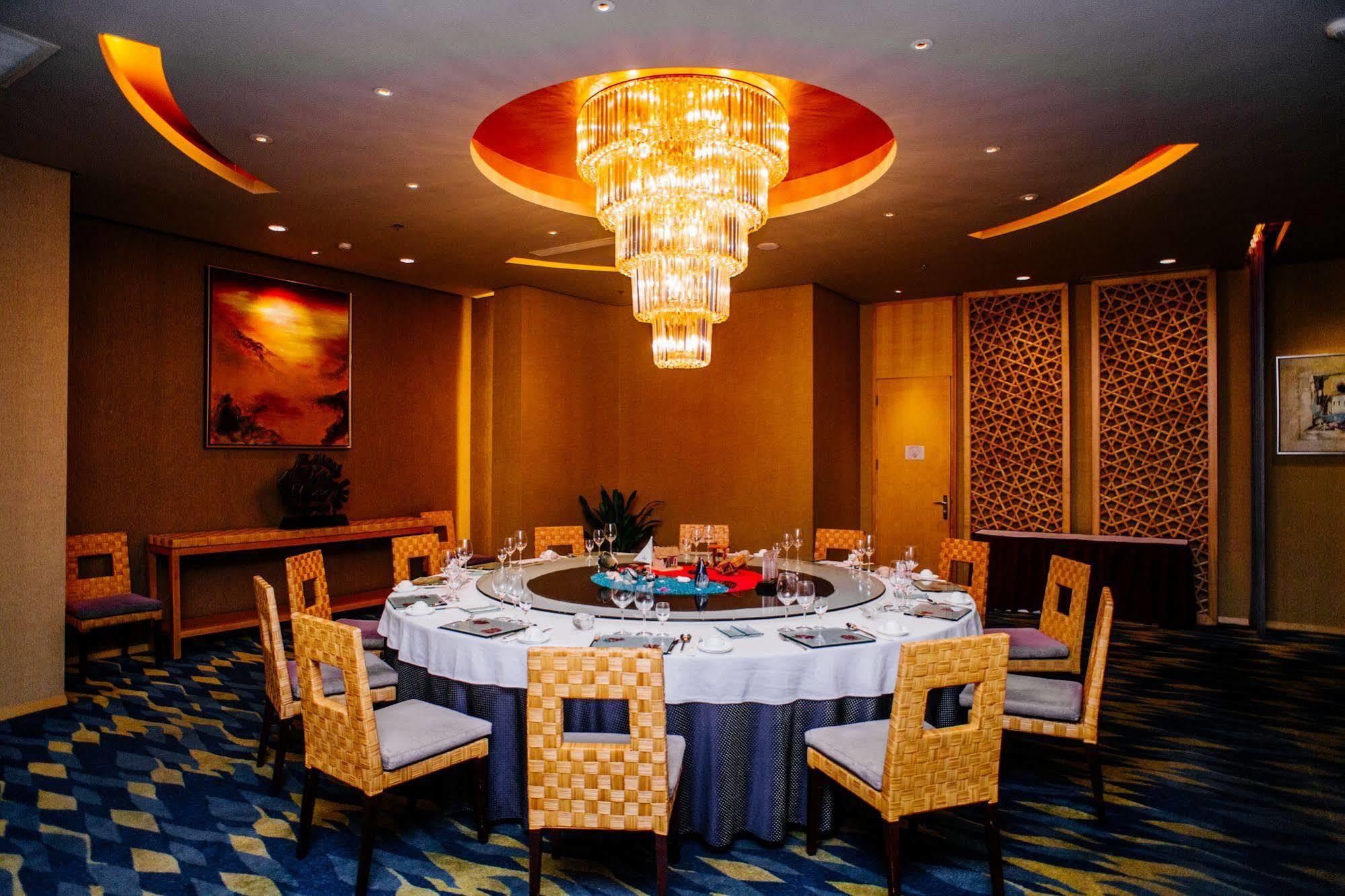 Weihai Haiyue Jianguo Hotel Экстерьер фото