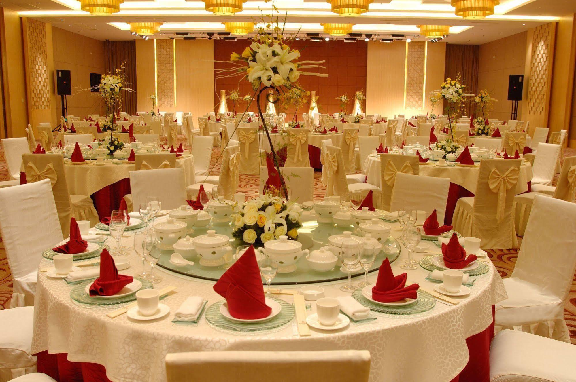 Weihai Haiyue Jianguo Hotel Экстерьер фото
