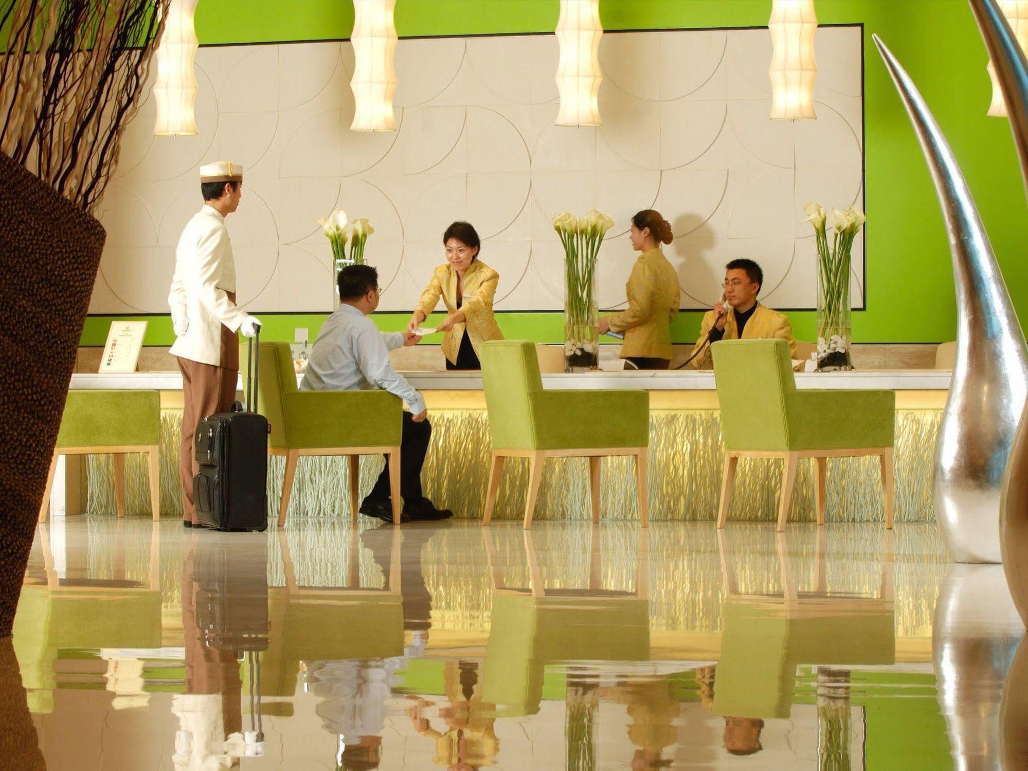 Weihai Haiyue Jianguo Hotel Экстерьер фото