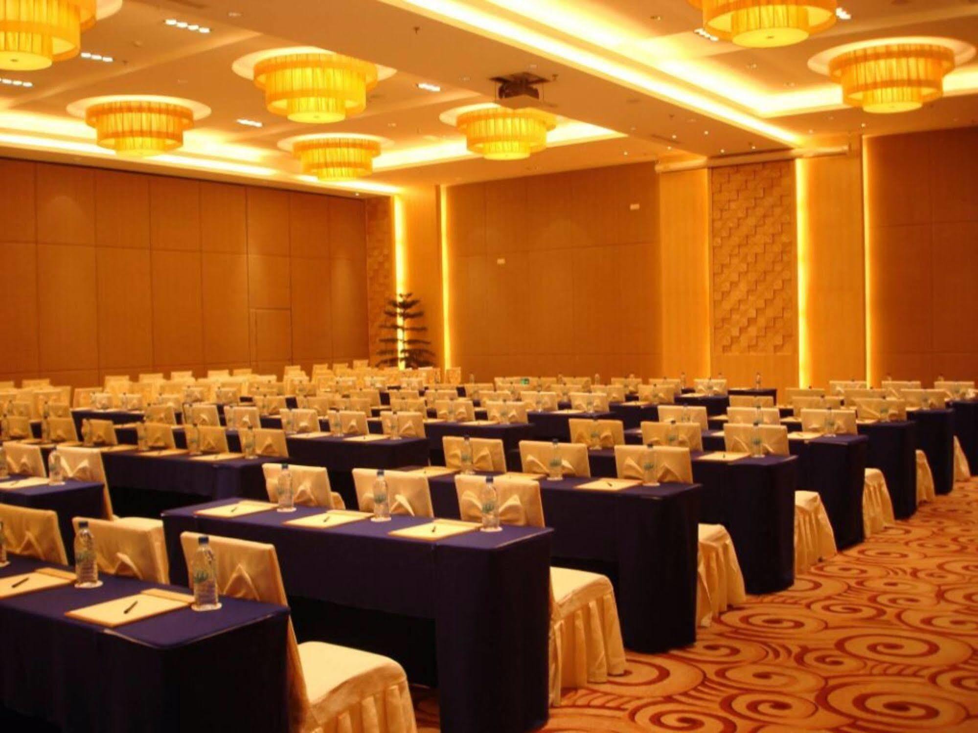 Weihai Haiyue Jianguo Hotel Экстерьер фото