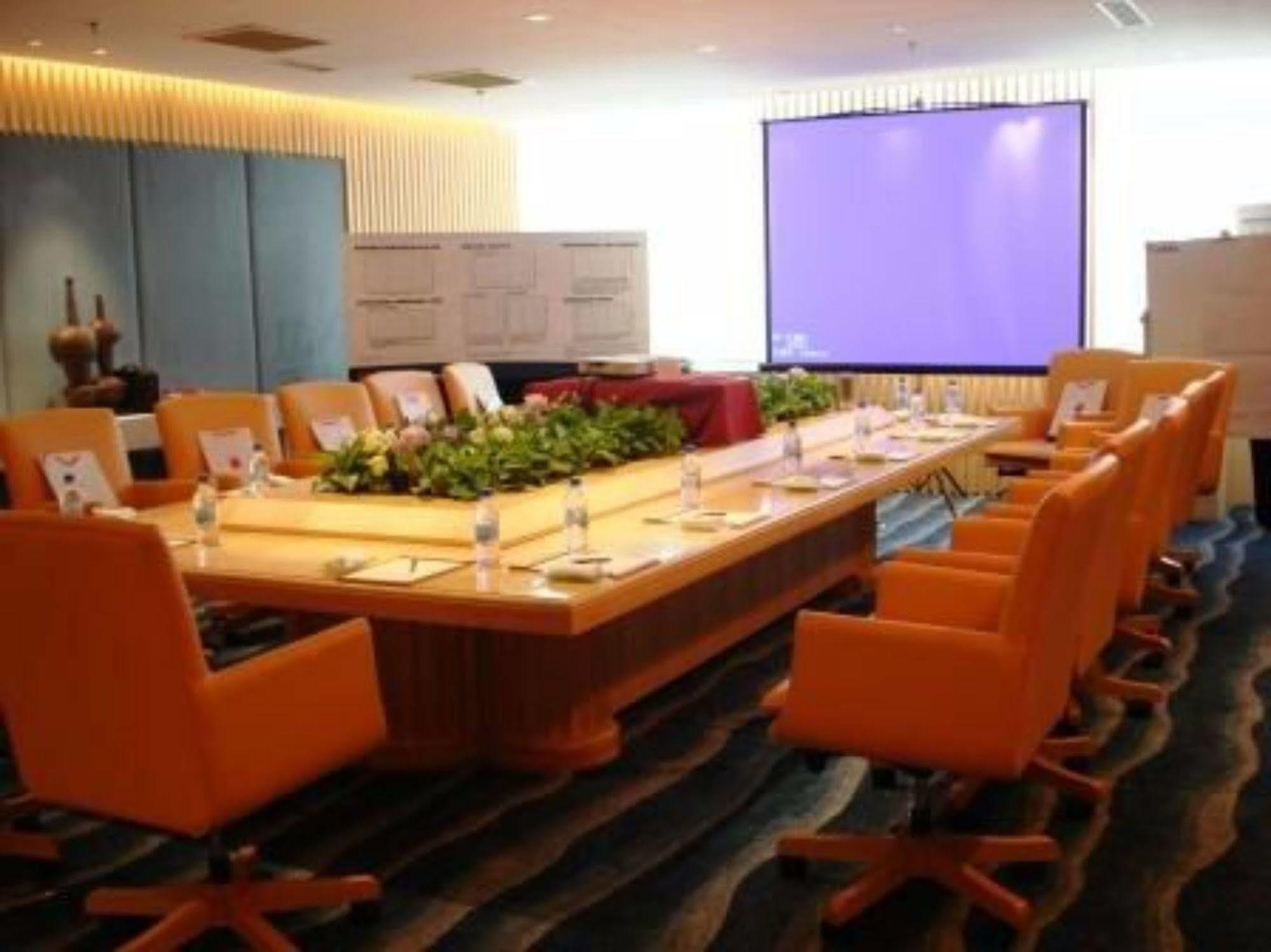 Weihai Haiyue Jianguo Hotel Экстерьер фото