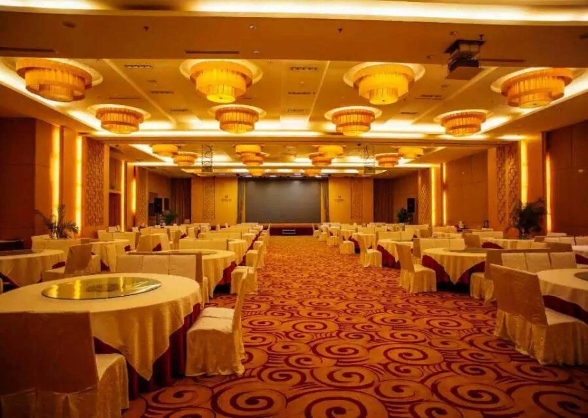 Weihai Haiyue Jianguo Hotel Экстерьер фото