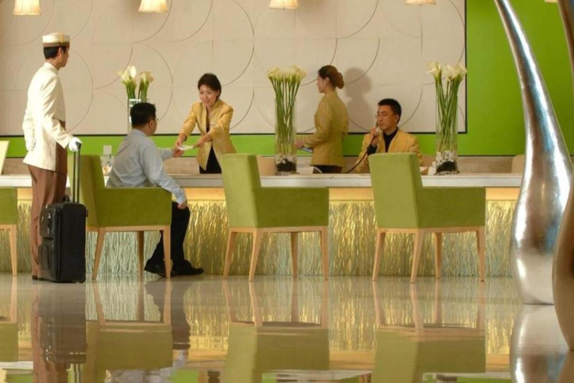 Weihai Haiyue Jianguo Hotel Экстерьер фото