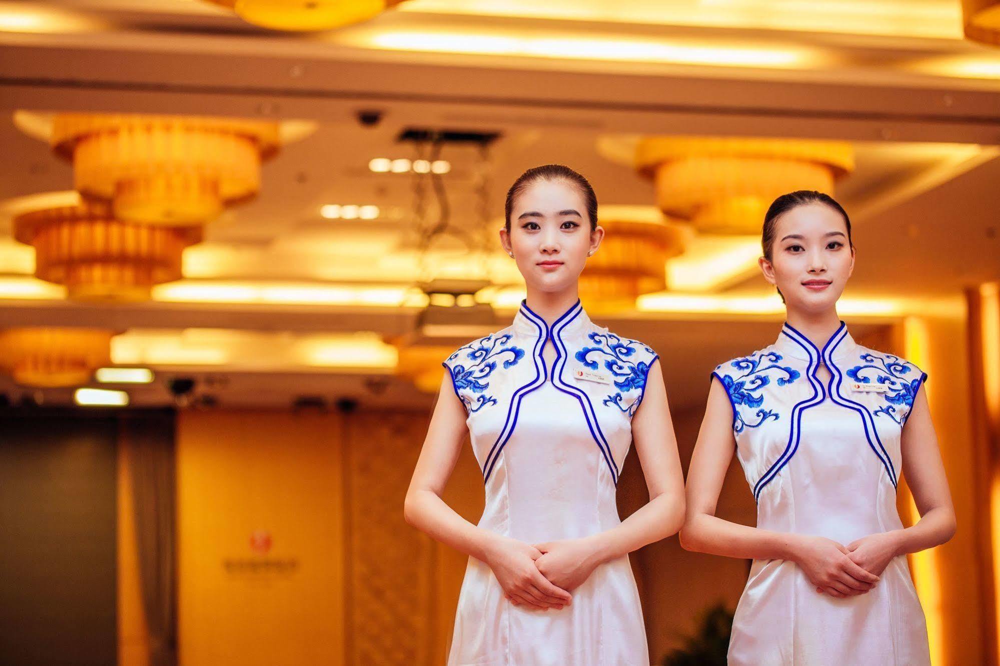 Weihai Haiyue Jianguo Hotel Экстерьер фото
